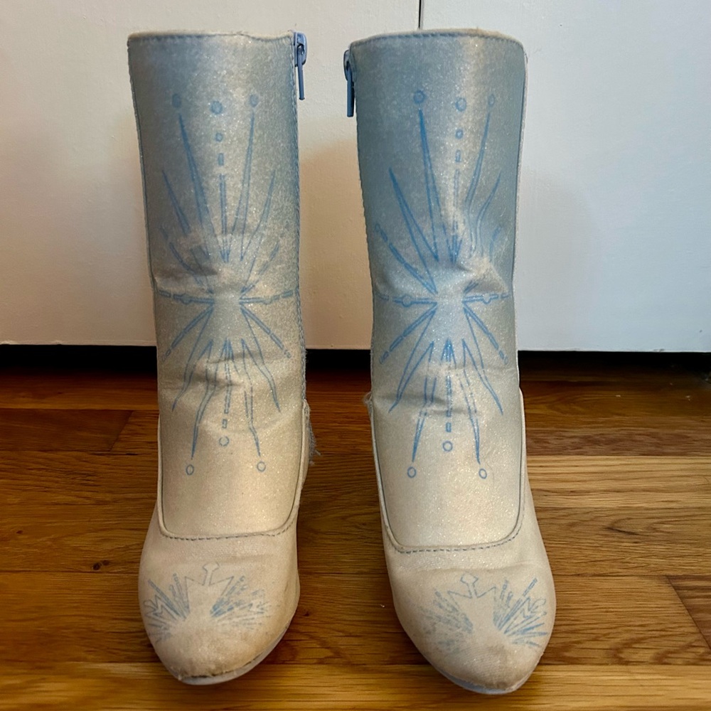 Sparkly Frozen Boots, Size 11/12 US